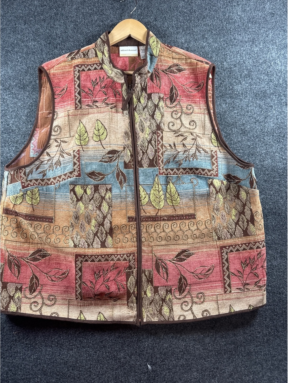 Alfred Dunner Womens 22W Quilted Vest Southwest Patchwork Leaf Zip Front